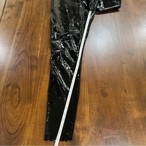 Commando Perfect Control Patent Leather Legging in Black Size L - Picture 6 of 6